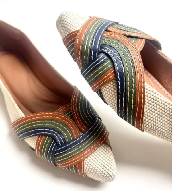 Sapatilha Off White Feminina com detalhes color - Image 5