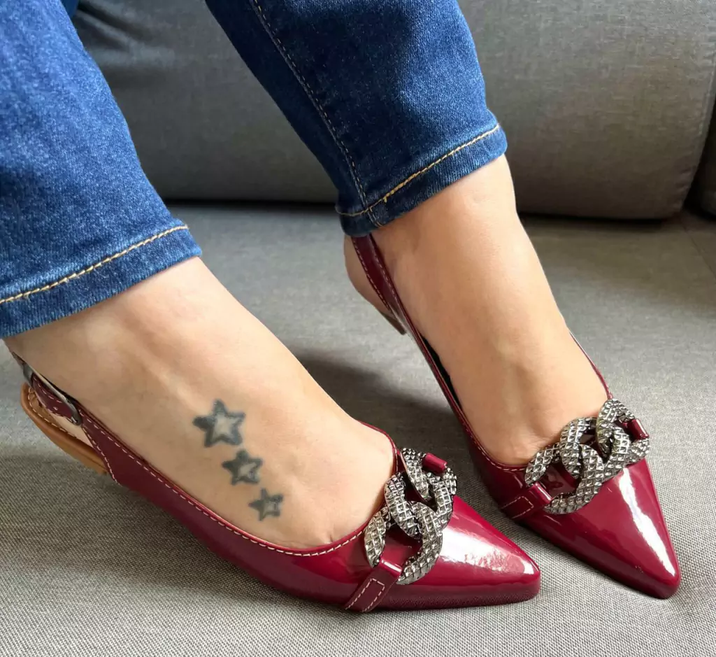 Slingback Marsala feminino Com Corrente