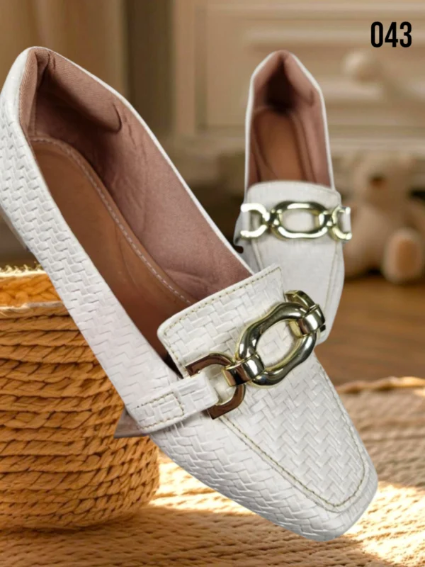 Mocassim Bico Quadrado Feminino Tresse Off White (Cod.043)