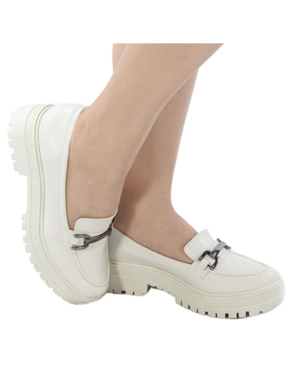 Mocassim Feminino Tratorado Off White - Image 2