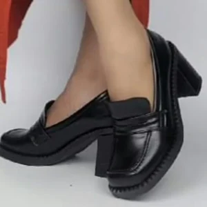 Mocassim feminino Preto Salto Bloco 7 cm Bico Quadrado