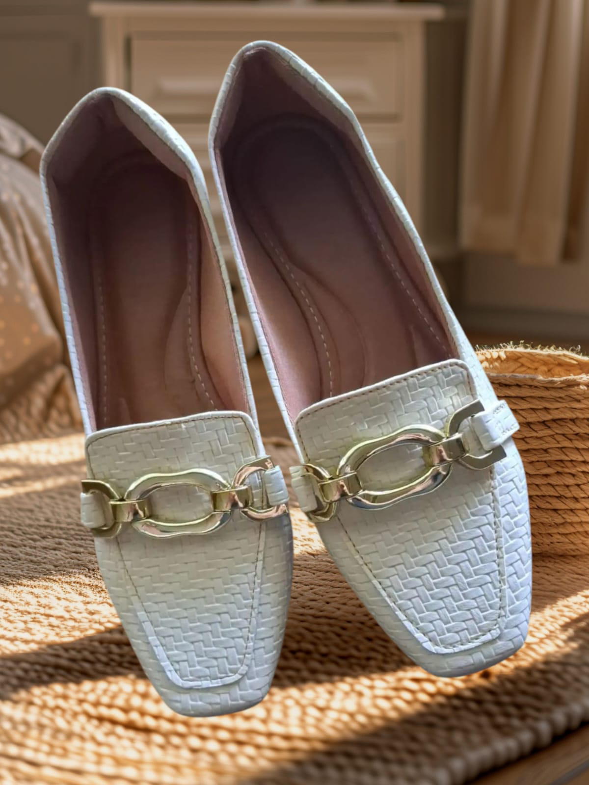 Mocassim Bico Quadrado Feminino Tresse Off White (Cod.043)