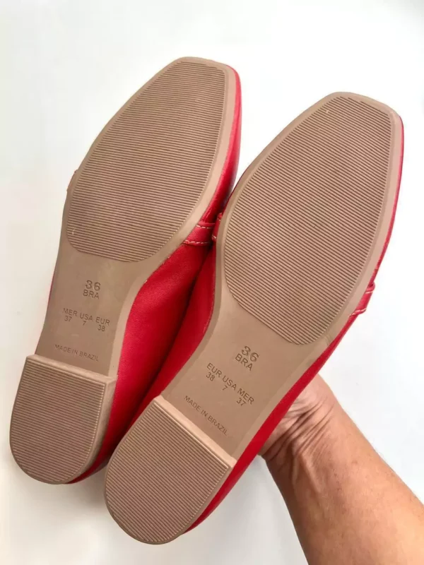 Mocassim feminino Bico Quadrado Vermelho com Detalhe Reto - Image 4