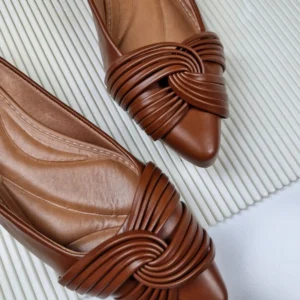Sapatilha Caramelo Feminina com Enfeite entrelassado