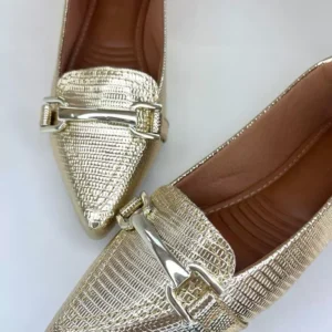 Sapatilha dourada croco feminina com Enfeite reto