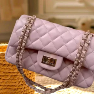Bolsa feminina em matelasse rosa