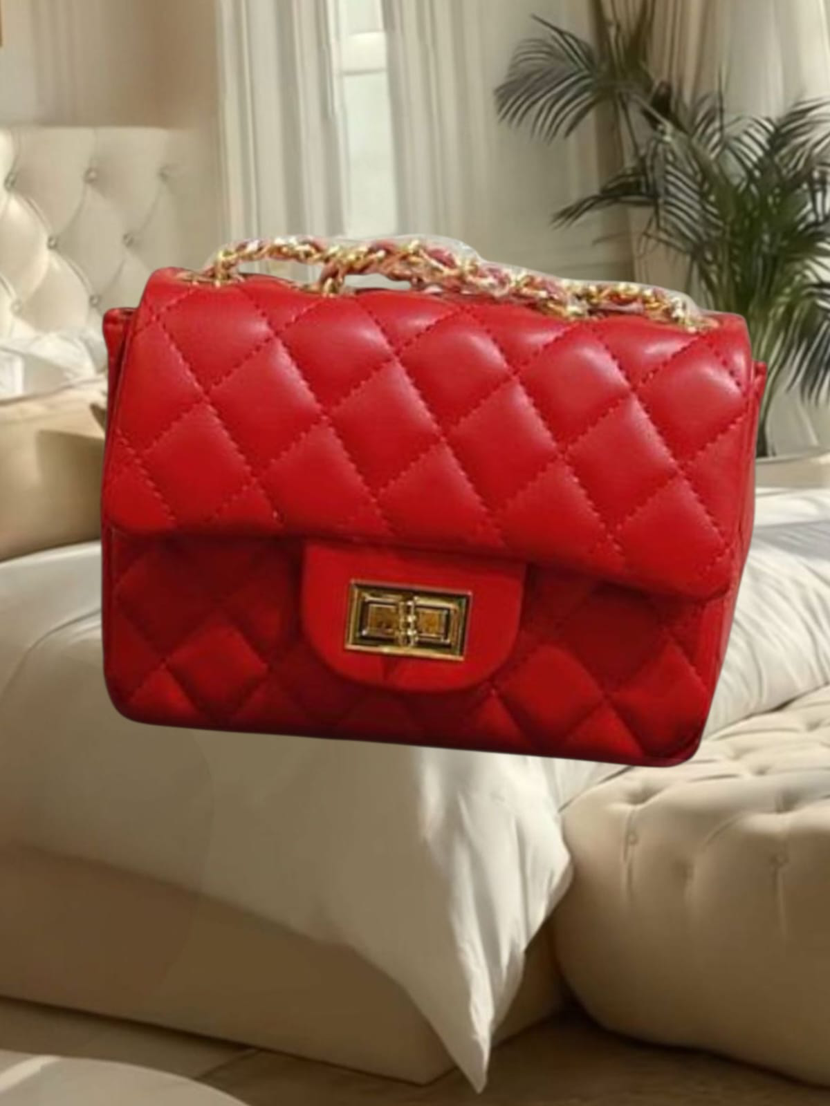 Bolsa feminina pequena em matelasse vermelha (20 cm)